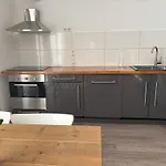 Апартаменты Authentic Travellers In Ehemaliger Gaertnerei Мербуш