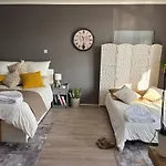 Authentic Travellers In Ehemaliger Gaertnerei Апартаменты