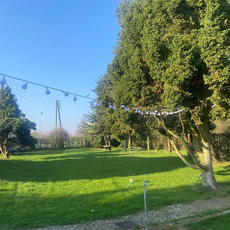 Authentic Travellers In Ehemaliger Gaertnerei * Meerbusch