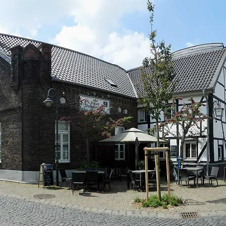 Authentic Travellers In Ehemaliger Gaertnerei Апартаменты Мербуш