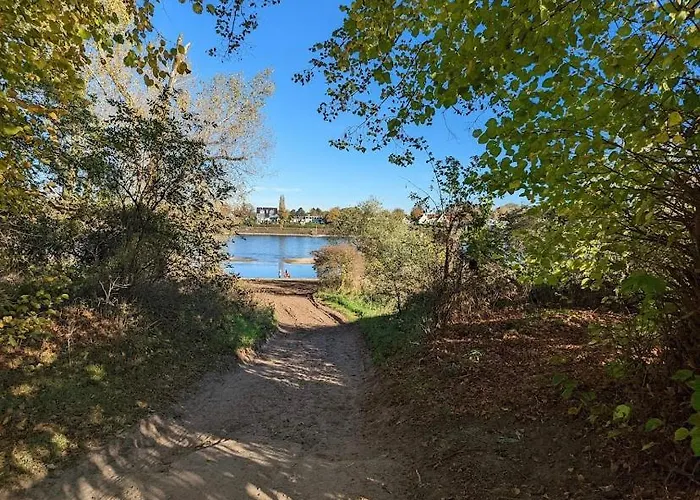 Authentic Travellers In Ehemaliger Gaertnerei דירה מירבוש