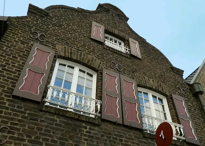 Apartment Authentic Travellers In Ehemaliger Gaertnerei *